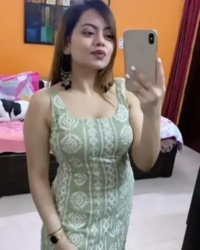 Call Girl in Bhatar